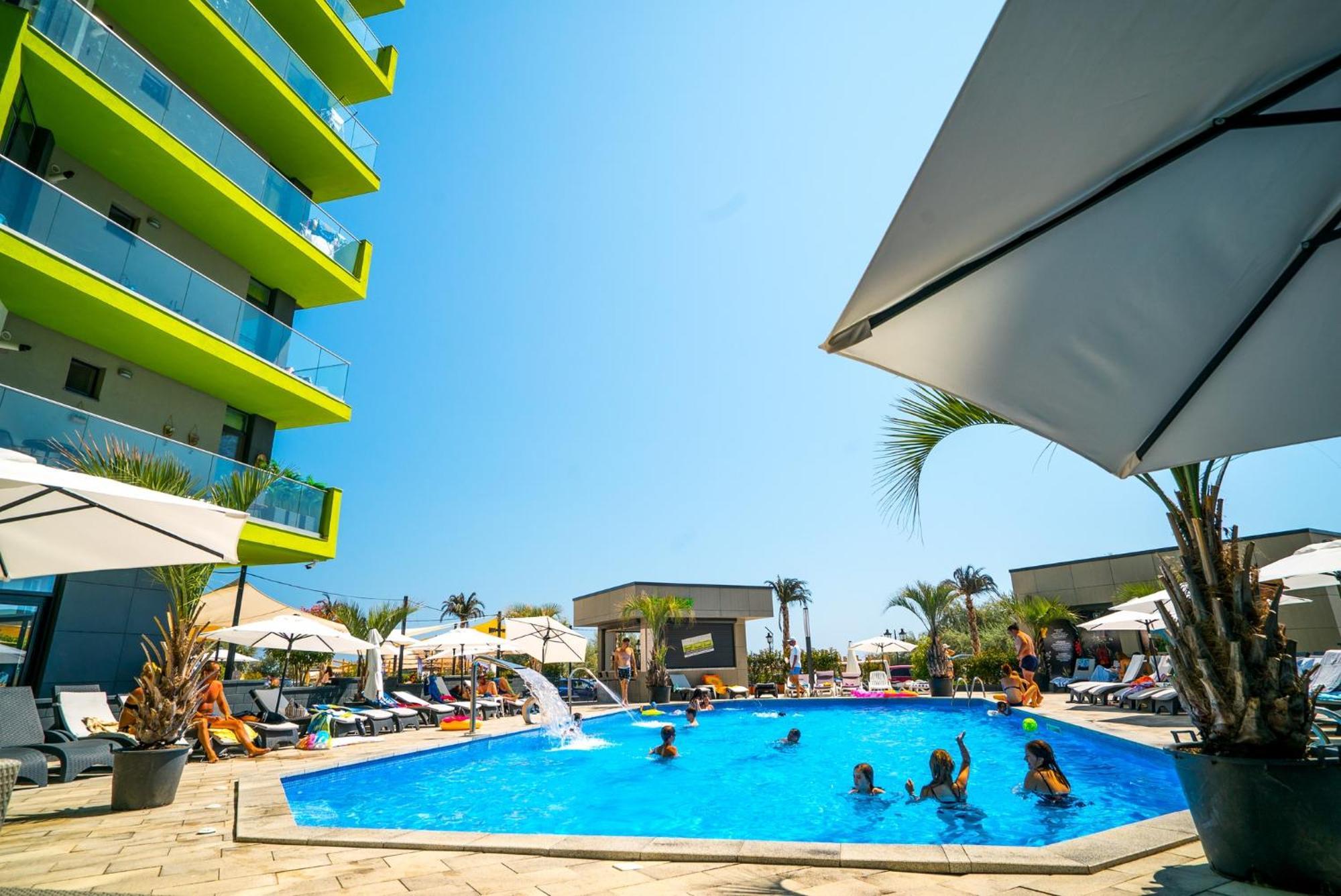 Purple Onyx - Pool & Spa Beach Resort Navodari Exterior photo